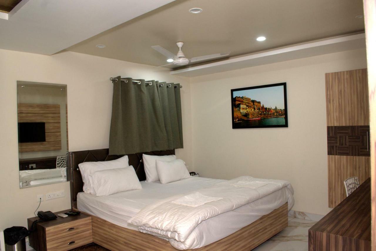 Hotel Tamilnadu Kashi Varanasi Exterior photo