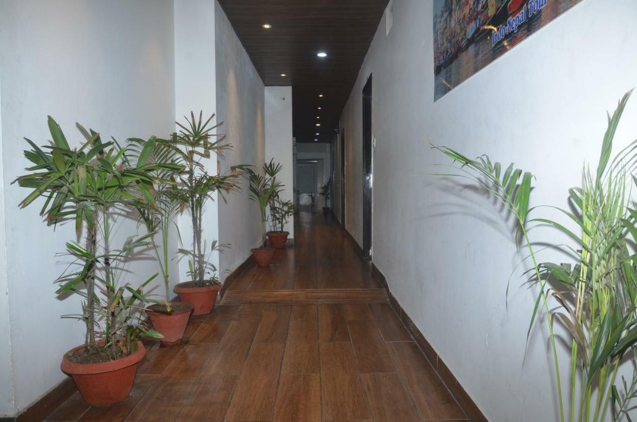Hotel Tamilnadu Kashi Varanasi Exterior photo