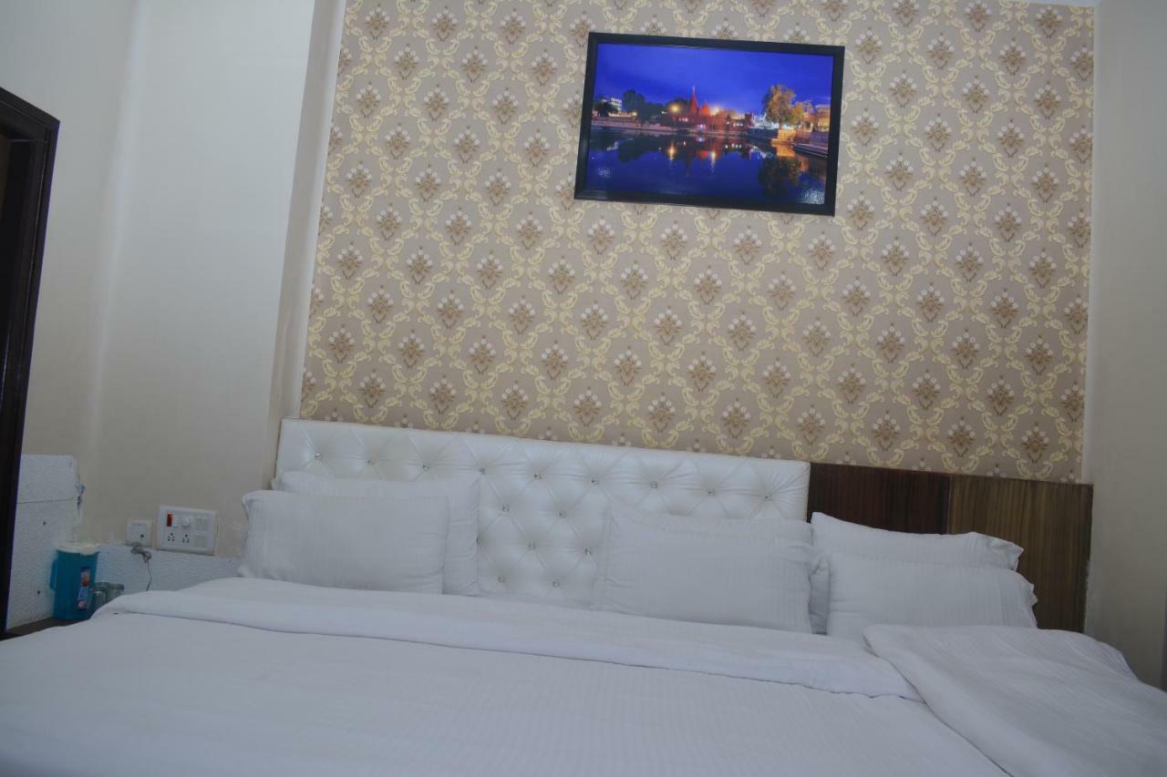 Hotel Tamilnadu Kashi Varanasi Exterior photo